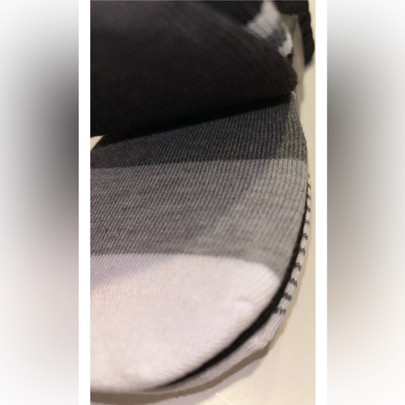 Quicksilver No Show Socks 5 Pair Men's 6-12 Black White Gray Mixed Surf Ride NEW - Picture 7 of 11